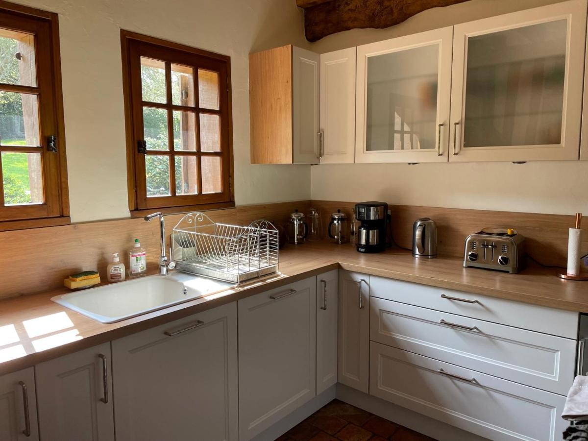 Maison Normande De Caractere A Colombages Saint-Hymer Bagian luar foto