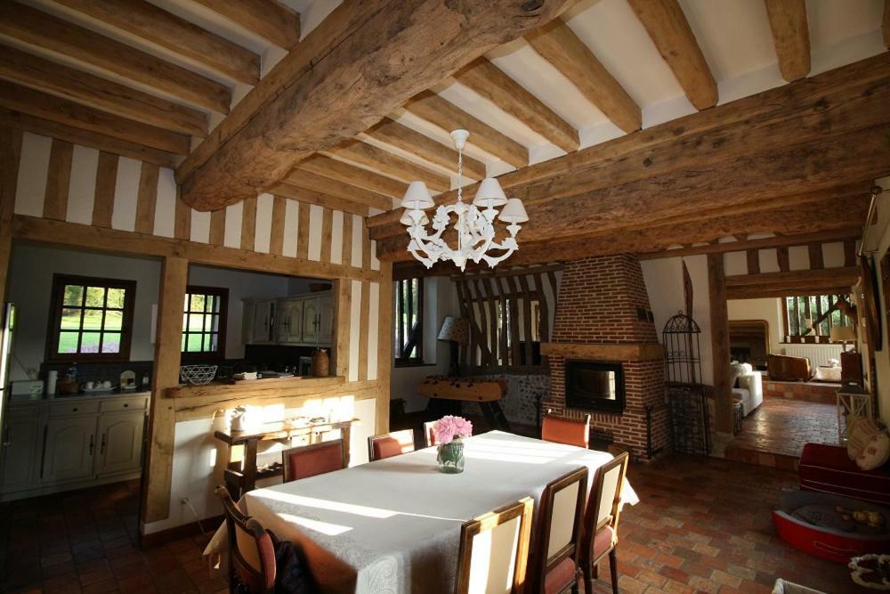 Maison Normande De Caractere A Colombages Saint-Hymer Bagian luar foto
